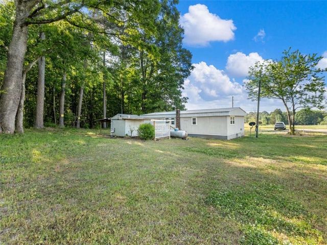 8490 Belton Bridge Road, Lula, GA 30554