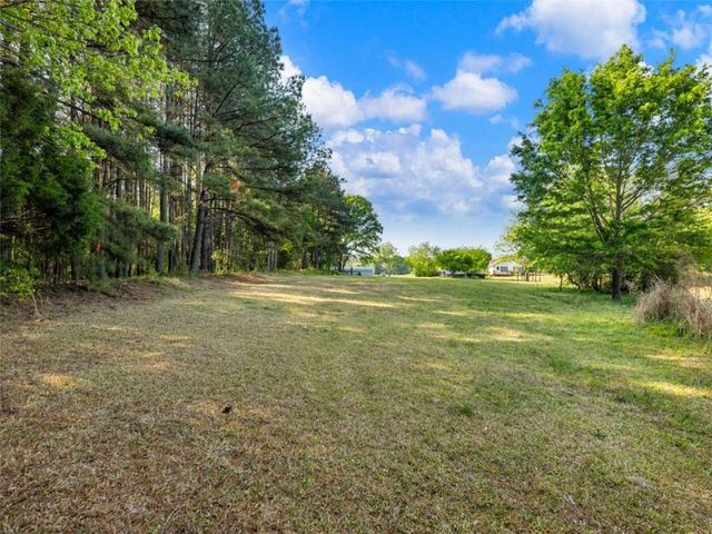 8490 Belton Bridge Road, Lula, GA 30554