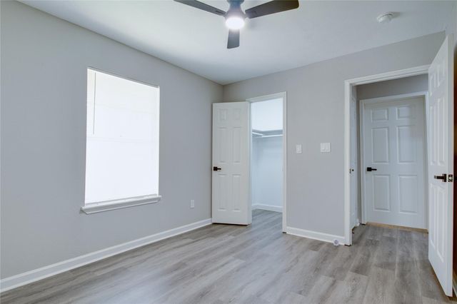8406 Beechaven Rd, La Porte, TX 77571