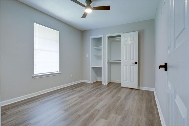 8406 Beechaven Rd, La Porte, TX 77571