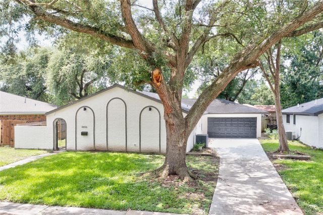 8406 Beechaven Rd, La Porte, TX 77571