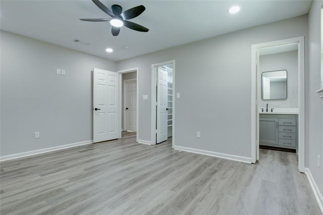 8406 Beechaven Rd, La Porte, TX 77571