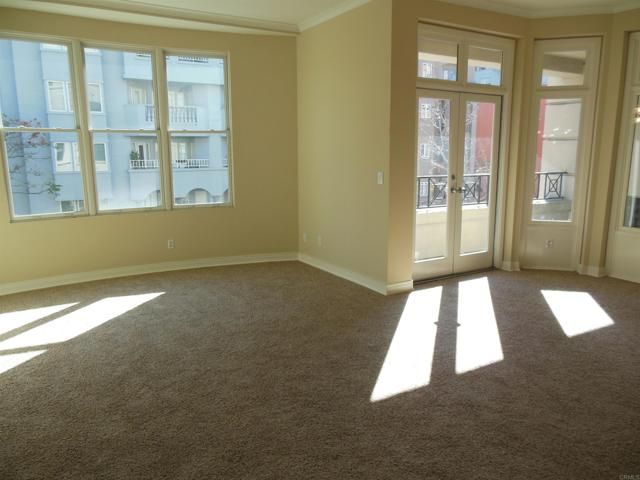 650 Columbia St 211, San Diego, CA 92101