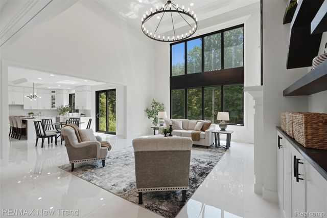 28943 Wintergreen, Farmington Hills, MI 48331