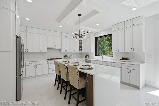 28943 Wintergreen, Farmington Hills, MI 48331