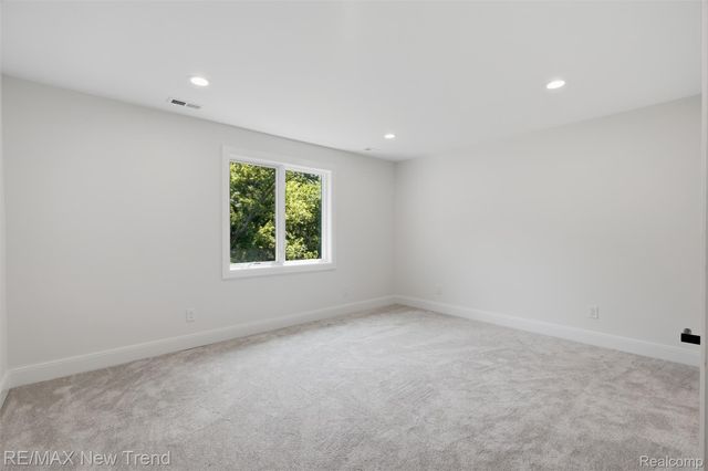 28943 Wintergreen, Farmington Hills, MI 48331