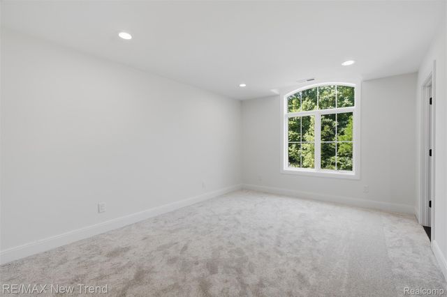 28943 Wintergreen, Farmington Hills, MI 48331