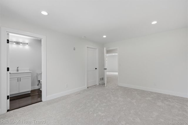 28943 Wintergreen, Farmington Hills, MI 48331