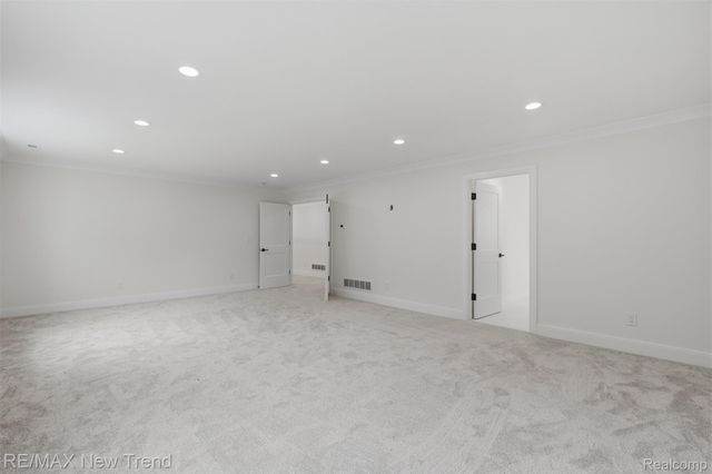 28943 Wintergreen, Farmington Hills, MI 48331