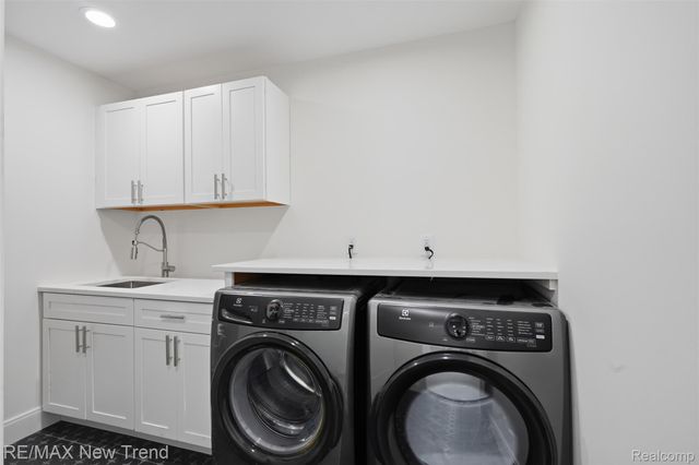 28943 Wintergreen, Farmington Hills, MI 48331