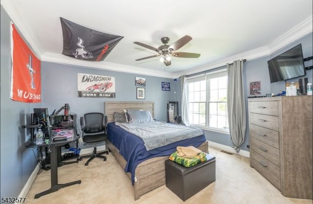 61 Briar Ct, Hardyston Twp., NJ 07419
