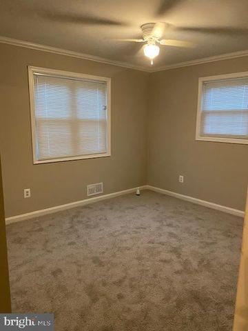 2204 GAYLORD DR, Suitland, MD 20746