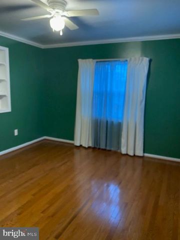 2204 GAYLORD DR, Suitland, MD 20746