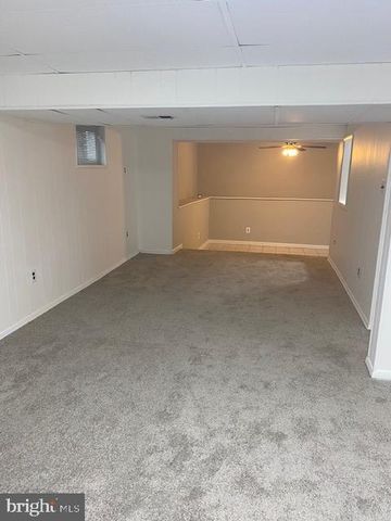 2204 GAYLORD DR, Suitland, MD 20746