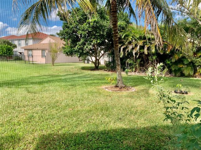 9139 Citrus Isle Lane, Lake Worth, FL 33467