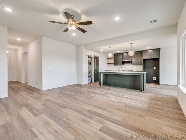 3442 E 153rd Street S, Bixby, OK 74008