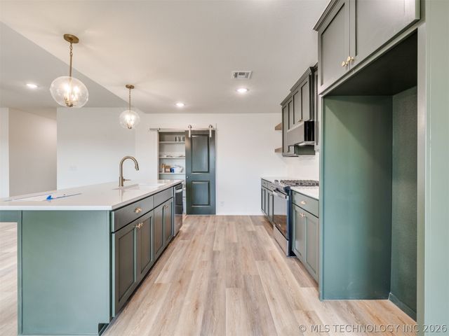 3442 E 153rd Street S, Bixby, OK 74008