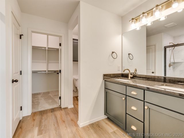3442 E 153rd Street S, Bixby, OK 74008