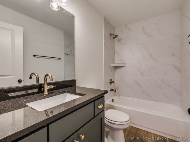 3442 E 153rd Street S, Bixby, OK 74008