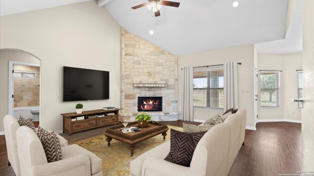 108 Haycraft, Marion, TX 78124