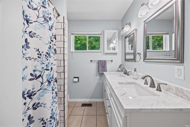 912 Essex Street, West Lafayette, IN 47906