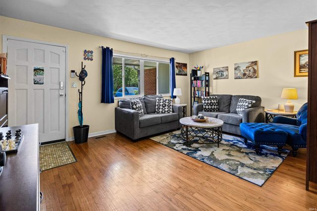 912 Essex Street, West Lafayette, IN 47906