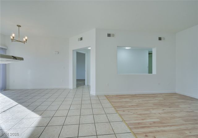 1881 West Alexander Road 1079, North Las Vegas, NV 89032