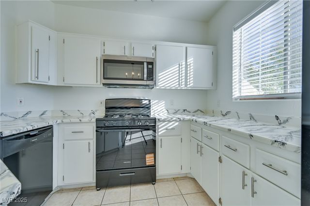 1881 West Alexander Road 1079, North Las Vegas, NV 89032