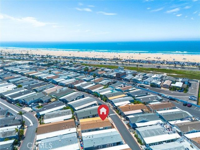 21851 Newland Street 104, Huntington Beach, CA 92646