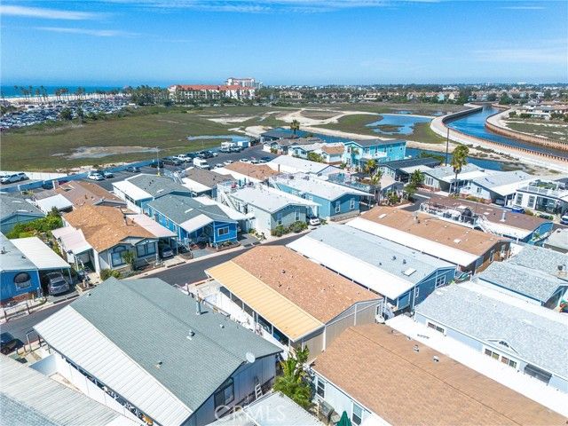 21851 Newland Street 104, Huntington Beach, CA 92646