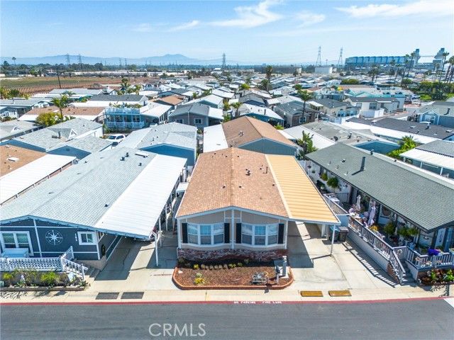 21851 Newland Street 104, Huntington Beach, CA 92646