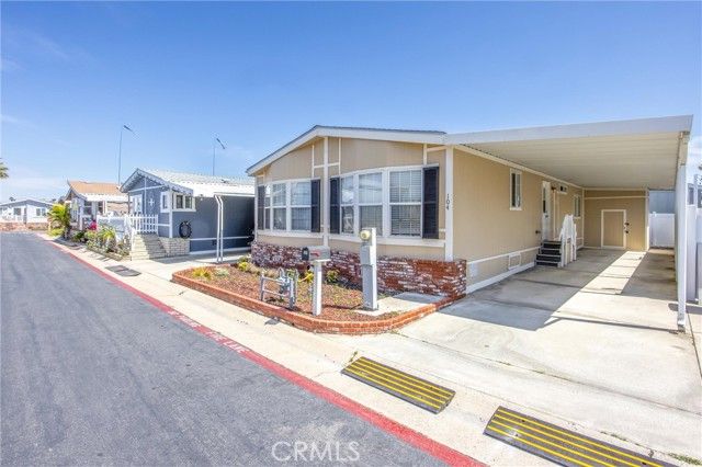 21851 Newland Street 104, Huntington Beach, CA 92646