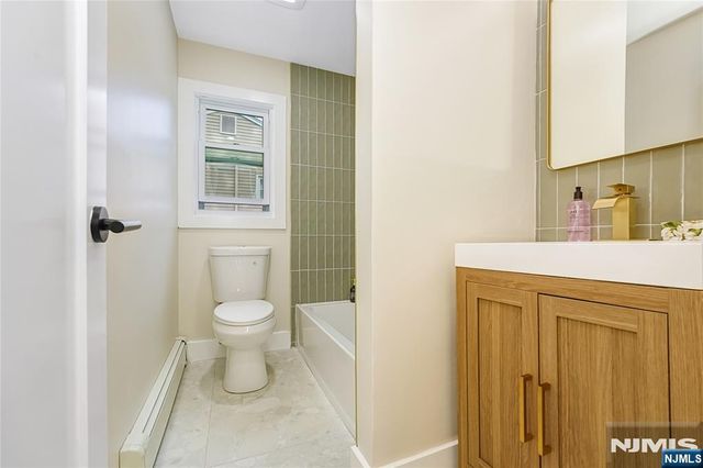 26 Pavonia Avenue, Emerson, NJ 07630