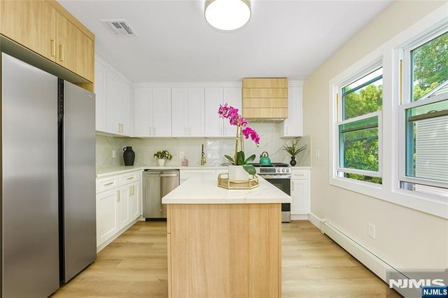 26 Pavonia Avenue, Emerson, NJ 07630