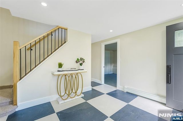 26 Pavonia Avenue, Emerson, NJ 07630