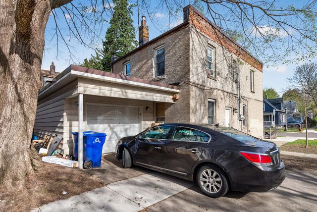 88 Cook Avenue W, Saint Paul, MN 55117
