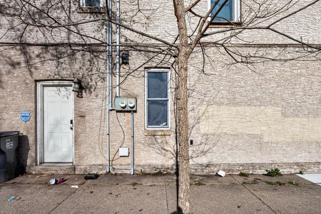 88 Cook Avenue W, Saint Paul, MN 55117