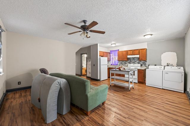 88 Cook Avenue W, Saint Paul, MN 55117