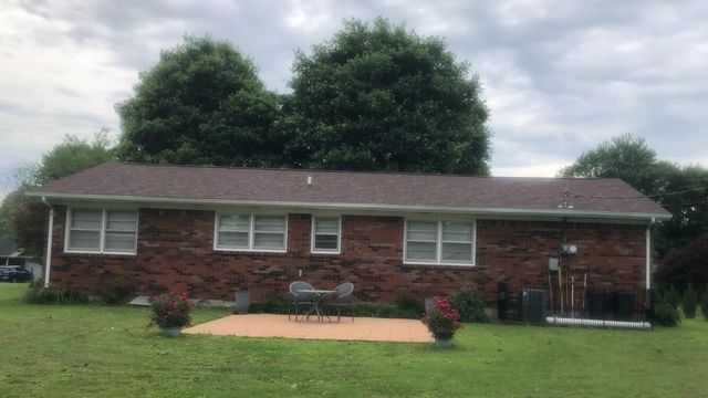 149 Cherokee Avenue, Russell Springs, KY 42642