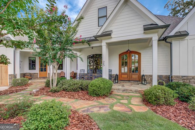 25 Paragon Point, Newnan, GA 30265