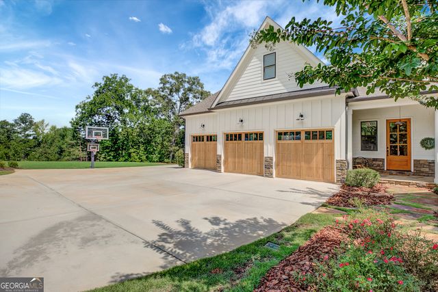 25 Paragon Point, Newnan, GA 30265