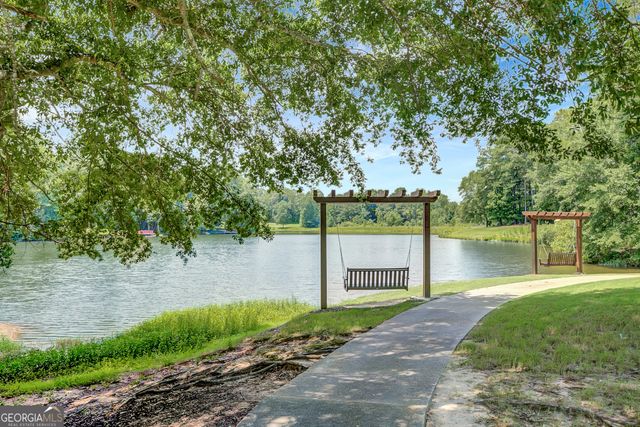 25 Paragon Point, Newnan, GA 30265