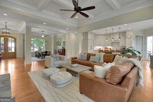 25 Paragon Point, Newnan, GA 30265