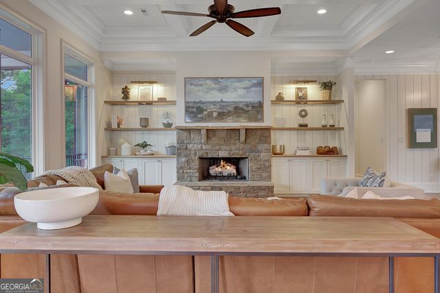 25 Paragon Point, Newnan, GA 30265