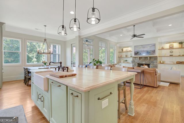 25 Paragon Point, Newnan, GA 30265