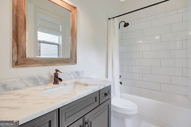 25 Paragon Point, Newnan, GA 30265