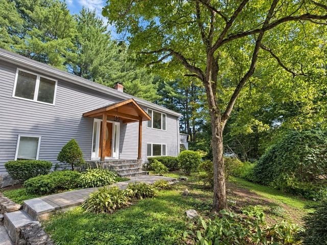 39 Ingleside, Lexington, MA 02420