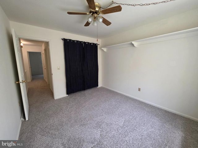 9 GRISTMILL DR, Dover, DE 19904
