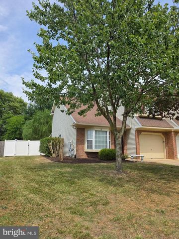 9 GRISTMILL DR, Dover, DE 19904