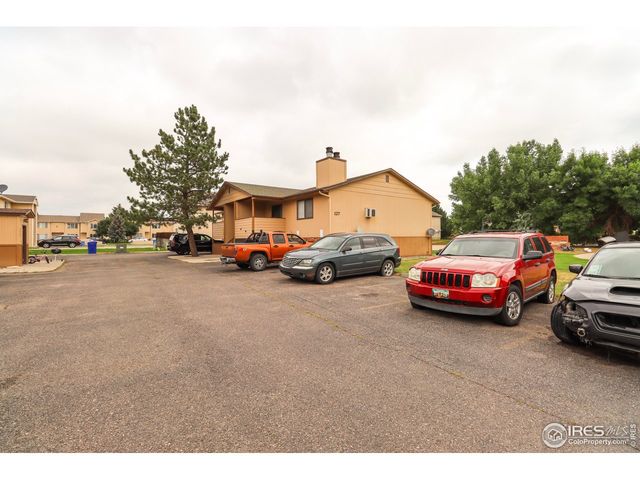 127 Juniper Pl, Loveland, CO 80538